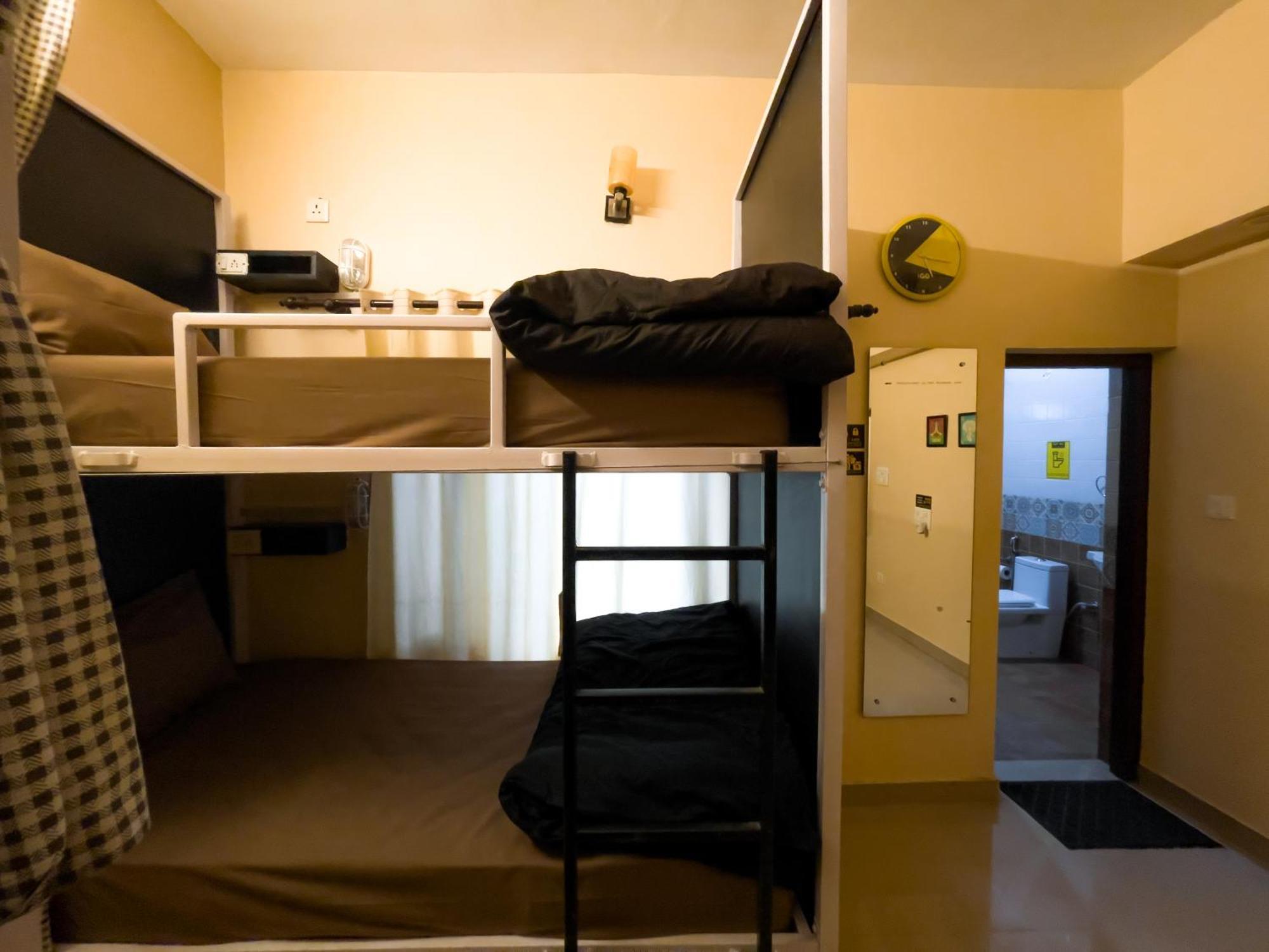Weekends Forever Naukuchiatal, Bhimtal Hostel Room photo